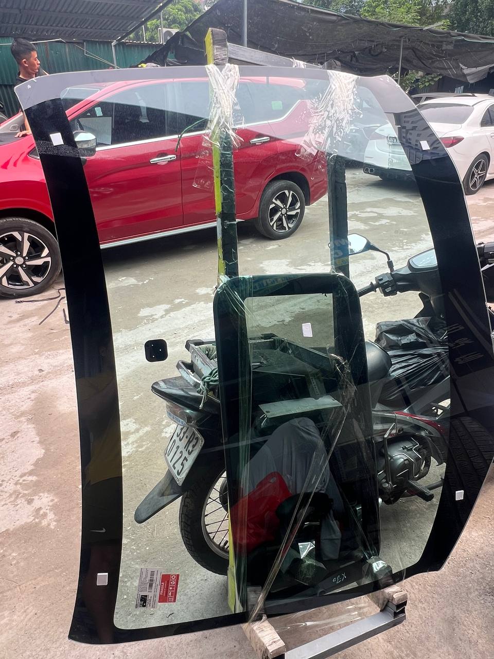 kinh-chan-gio-lai-mitsubishi-xpander-2022-2024